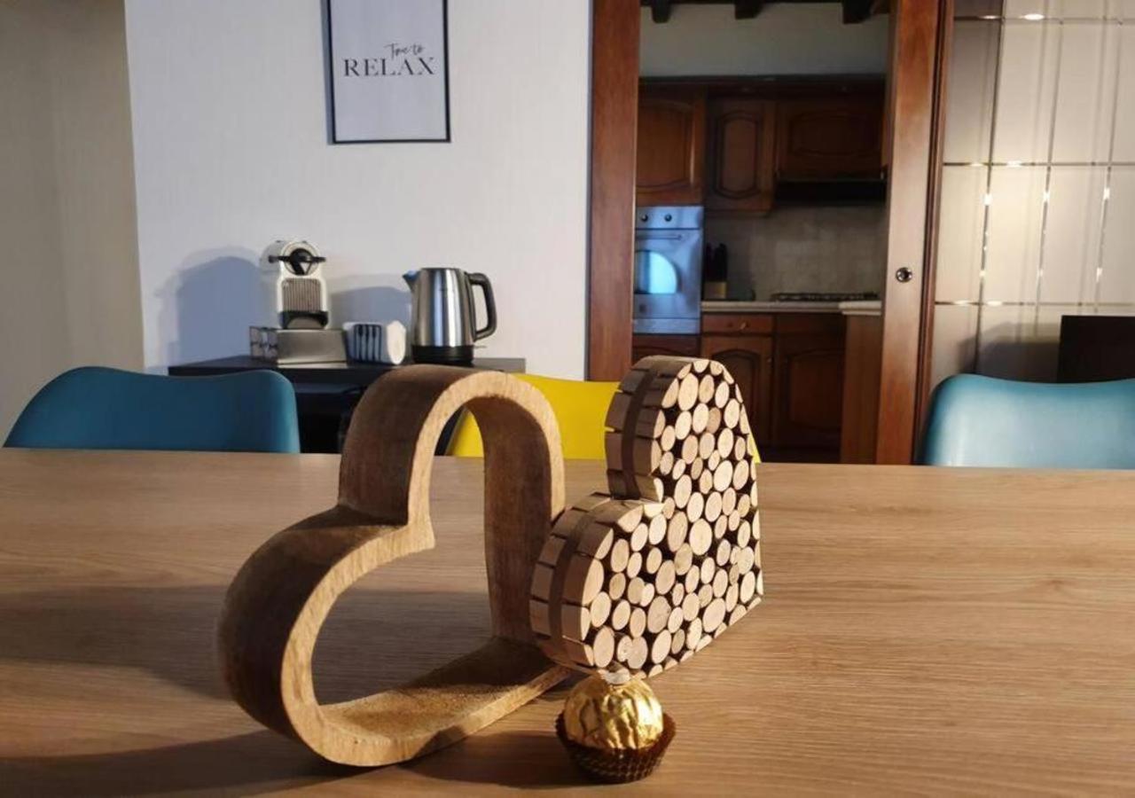 Casa Del Vicolo, Nel Cuore Della Pavia Storica Екстер'єр фото