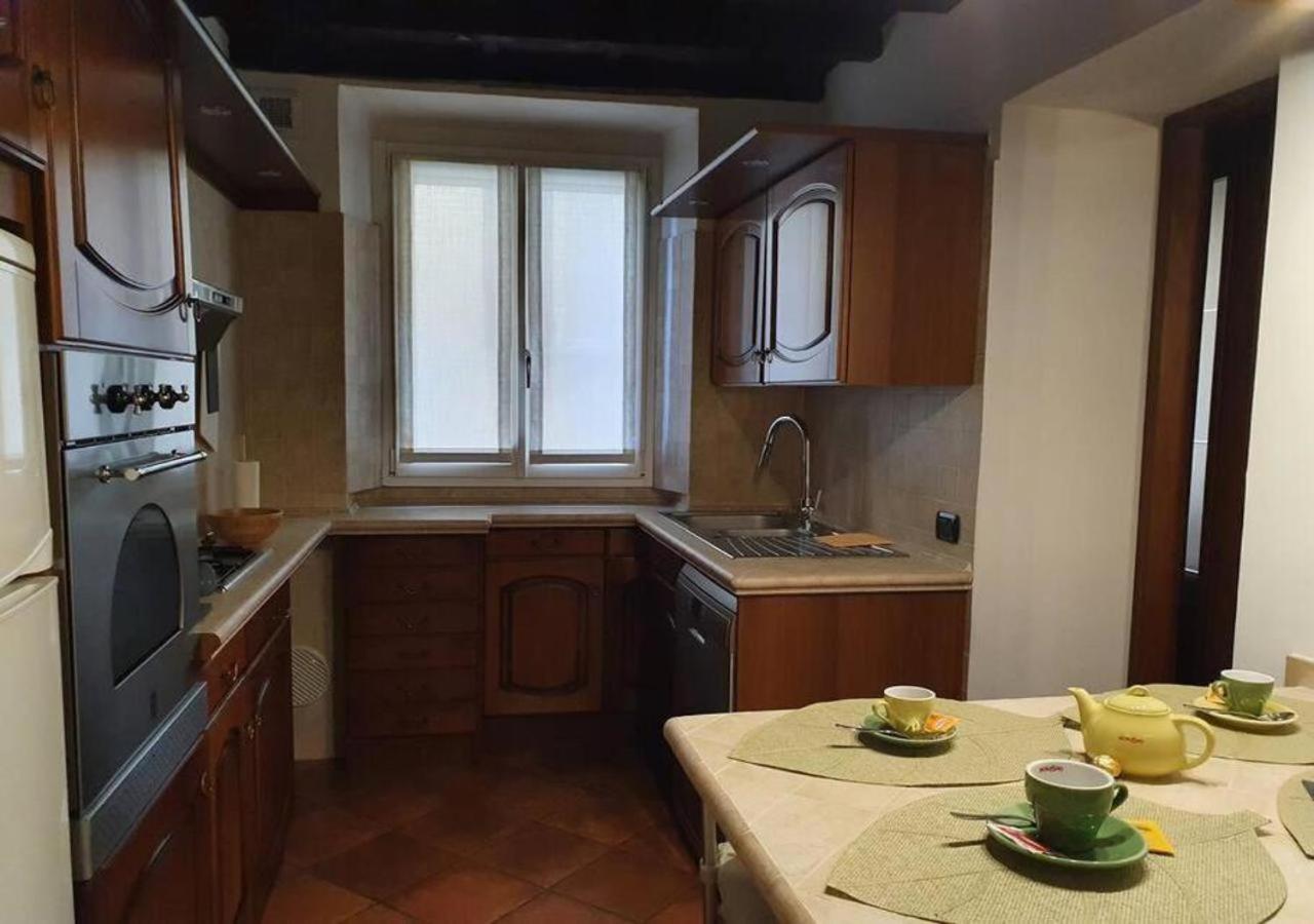 Casa Del Vicolo, Nel Cuore Della Pavia Storica Екстер'єр фото